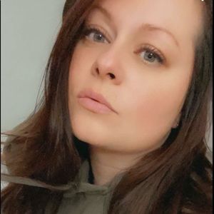 Meet your Posher, Alyse